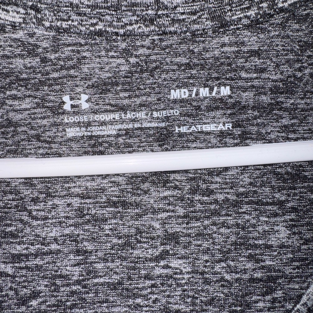 Under Armour Women's V-Neck Tee - Picture 2 of 5